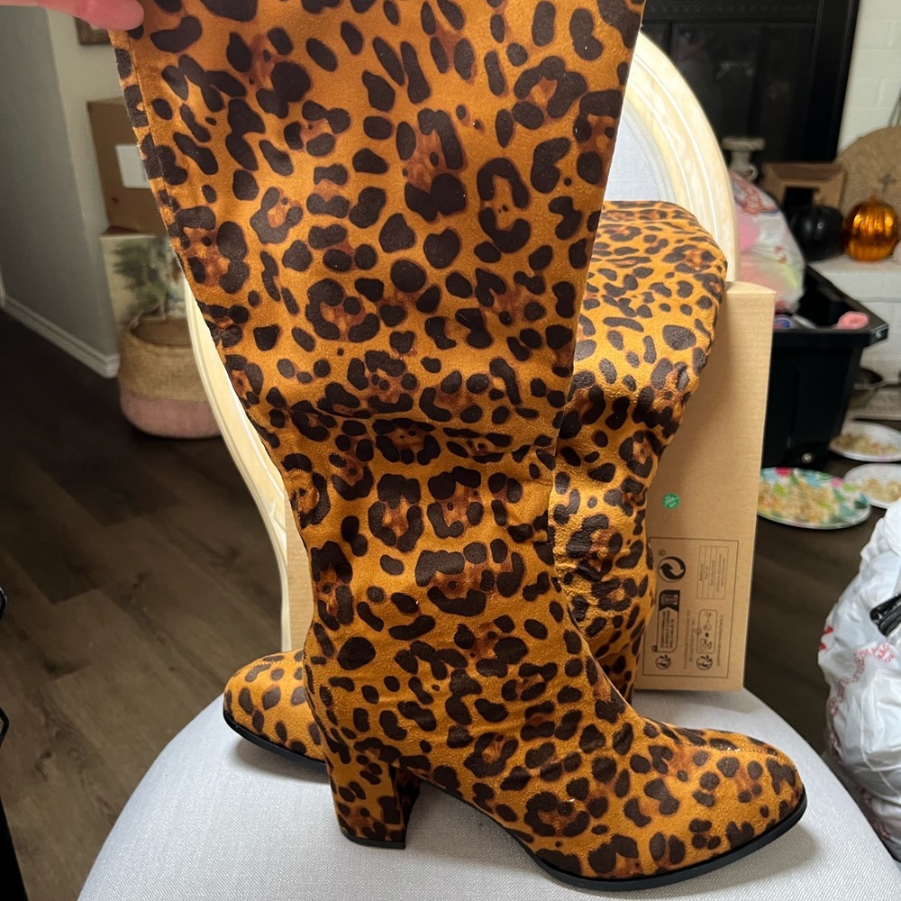 New! Leopard Print Knee-High Boots size 10